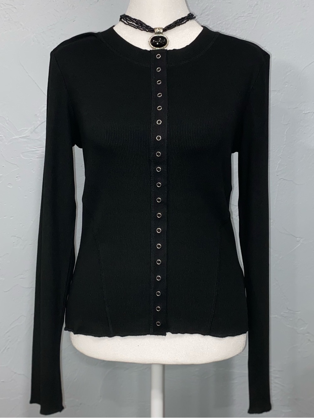 Edikted Gladys Black Ribbed Snap Front Long Sleeve Top Size Medium (6)